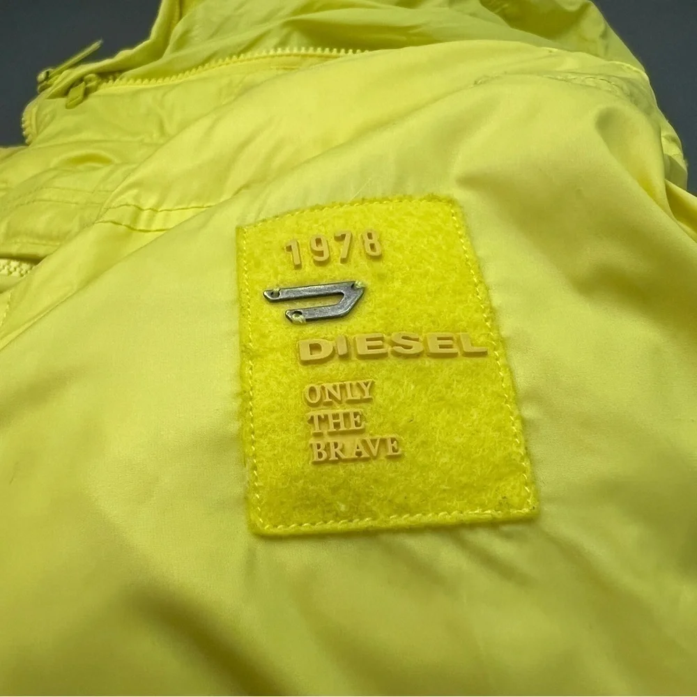 Y2K DIESEL DOWN PUFFER JACKET - Picture 8 of 16